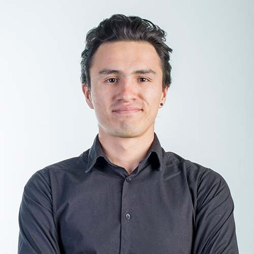 Dr. Cristhian Timoté Dr. Cristhian Timoté